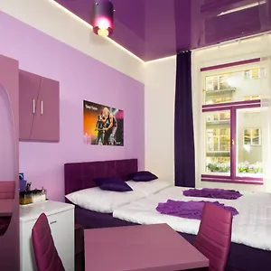  Apartamento Colours - Your 7 Colour Experience In Centre Of